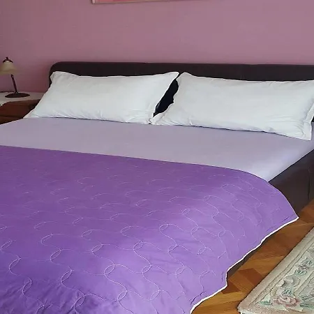 Anita 3*